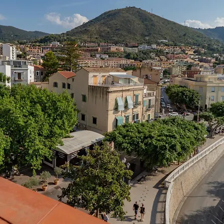 Apartment Terrazza Matteotti A By Wonderful Italy